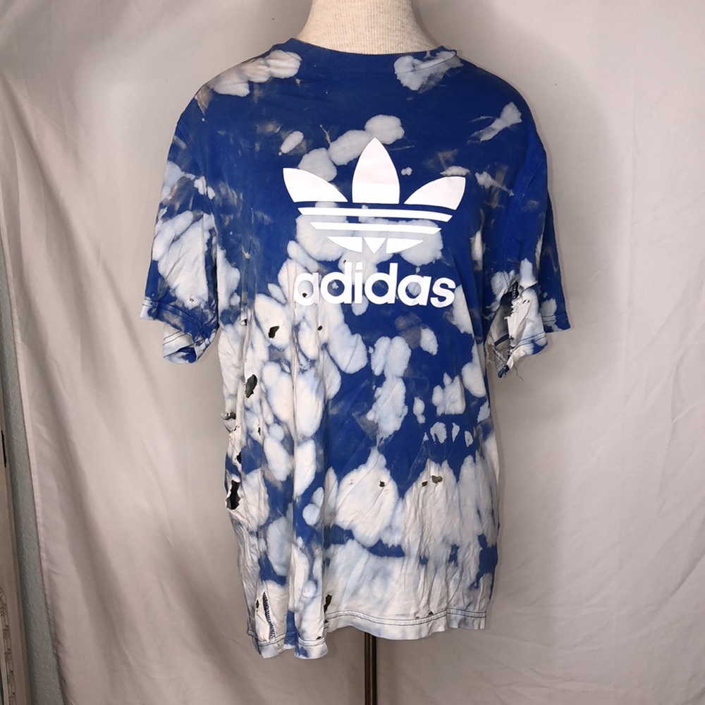 🔹 Adidas Tie Dye Distressed Classic Tee
